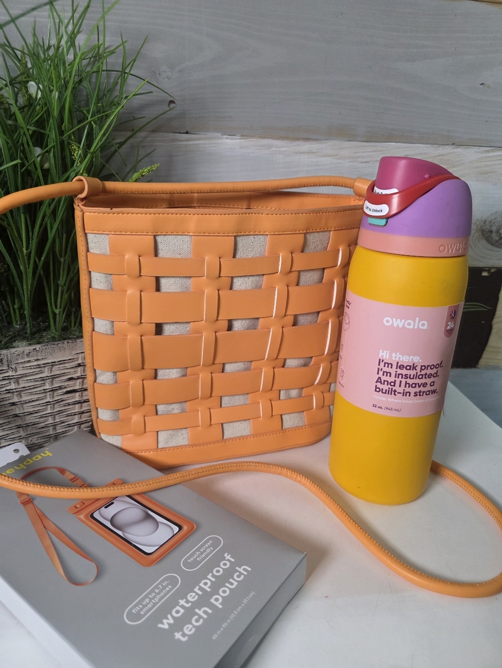OWALA , A NEW DAY, WATERPROOF CASE